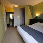 Fasthotel Classique Angers Szálloda Beaucouzé