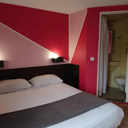 מלון Edmatel Angers 2*