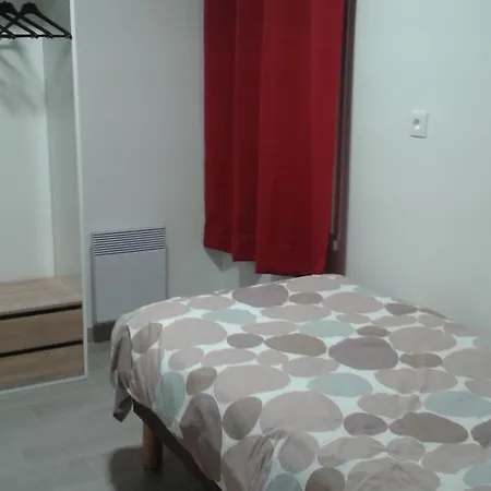 Fasthotel Angers Hotel 2*