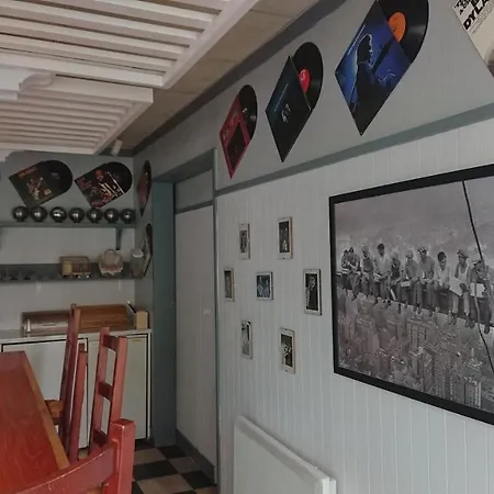 Edmatel Angers מלון